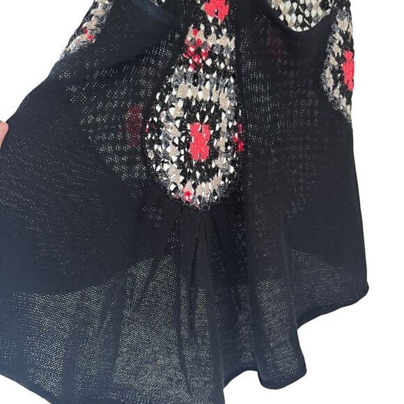 Free People Love Trapeze Crochet Tee Vee Sequins Embellishment SZ S #2395 - Picture 7 of 16